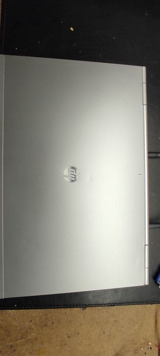 Portátil HP helitebook 8560p