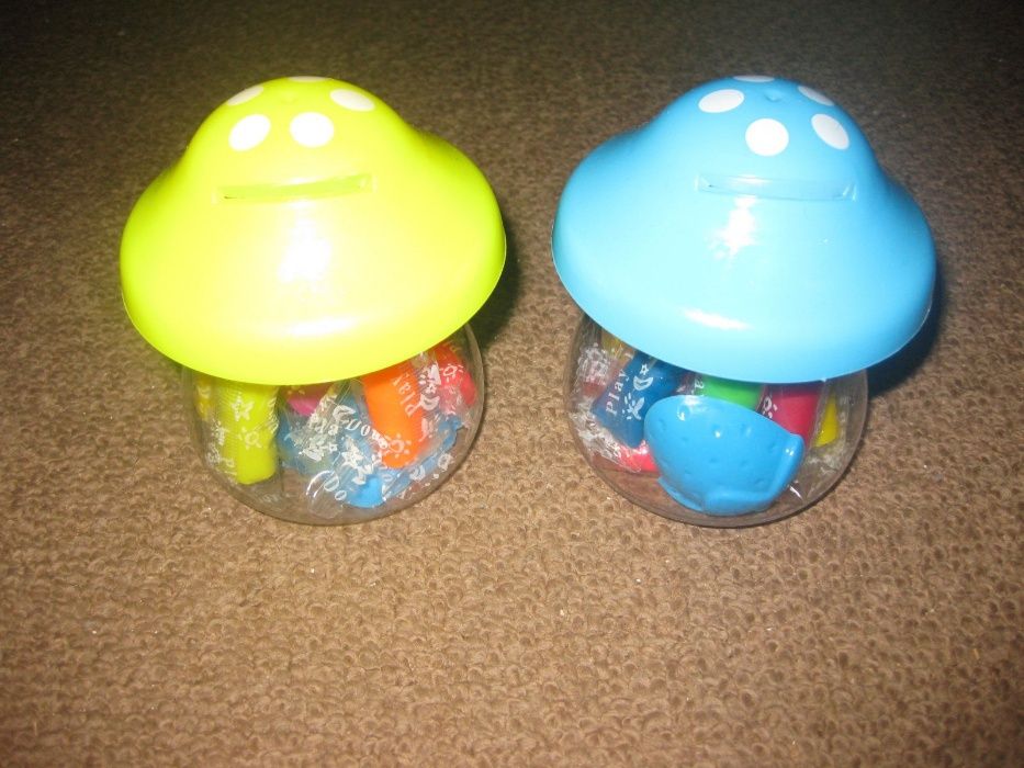 2 Cogumelos Mealheiro com Plasticina