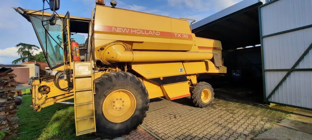 Kombajn zborzowy NewHolland tx36 1992r