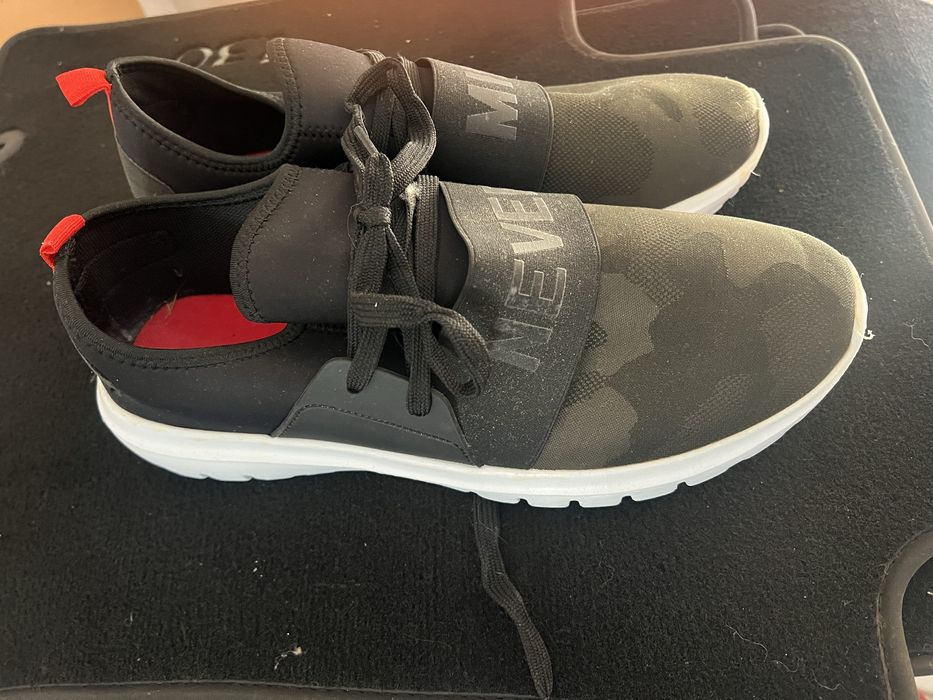 Sapatilhas  verde tropa