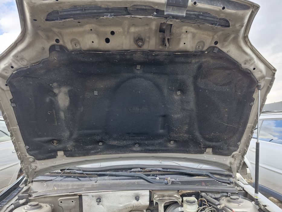 Шумка утеплювач капота Opel Astra H J Zafira  C Insignia Vectra C