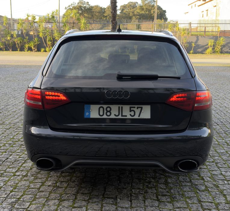Audi A4 2.0 TDI 150 CV Ano 2010 ( Kit RS )