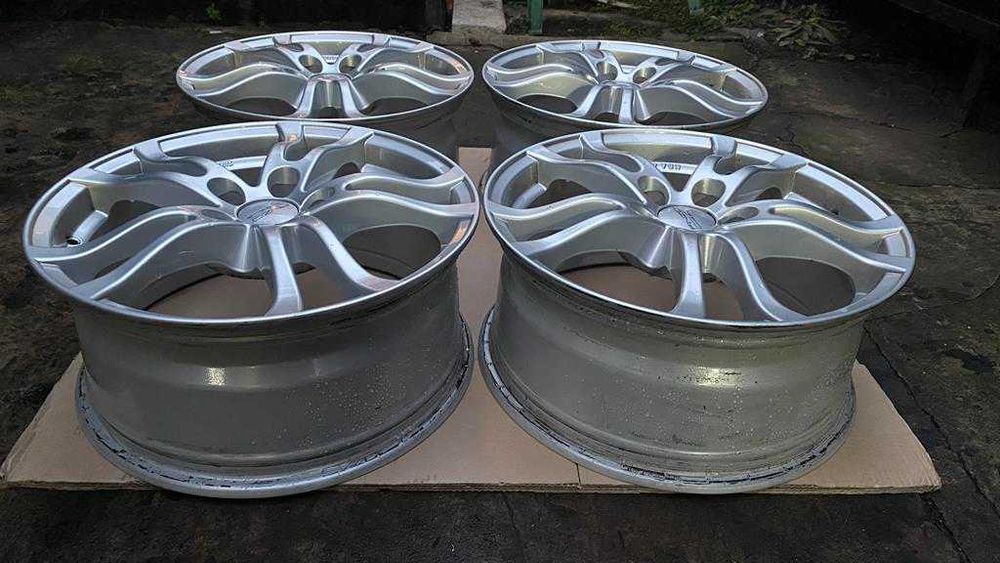 8616 Używane felgi aluminiowe TURN polar-silver 7.50-17 5x108 ET: 50