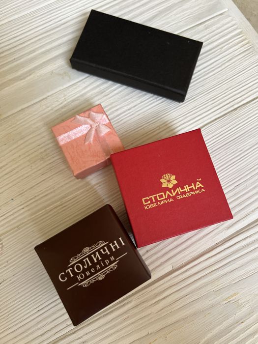 Коробочка для прекрас, упаковка Столична