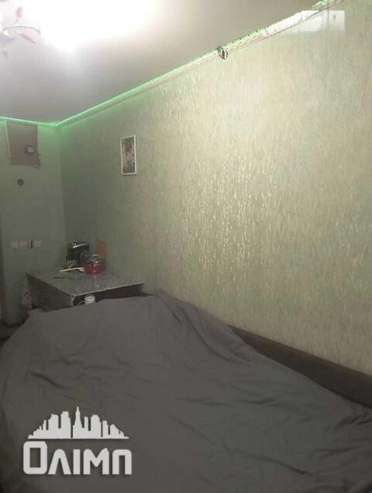 (5) Продам кімнату в гуртожитку по вул.Зулінського 3979