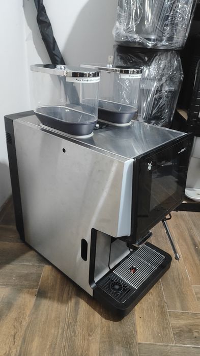 Кавомашина WMF 5000 S