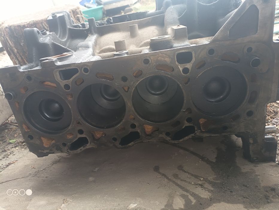 Двигатель Форд транзит 2.2-2007 год