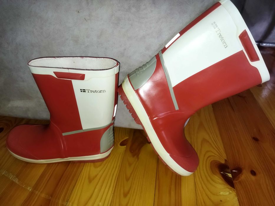 Гумові фірмові чоботи калоші для дитини Tretorn р.35