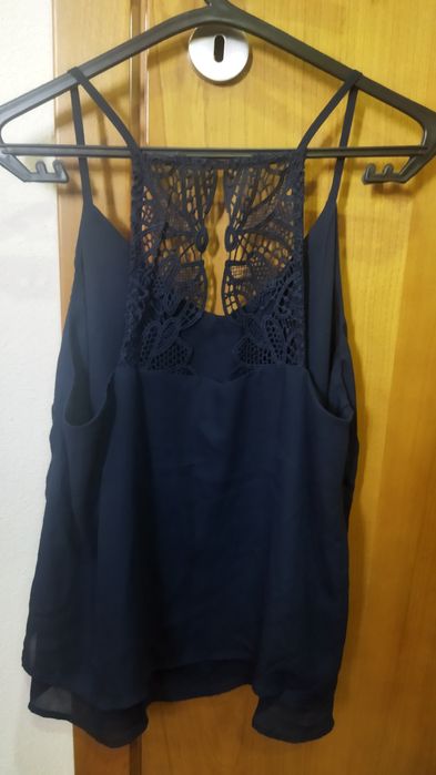 Diferentes peças de roupa