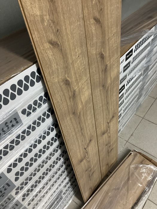 AGT PRK924 Namaste 12mm 1195x189mm AC5V4 WP 24H panele laminowane