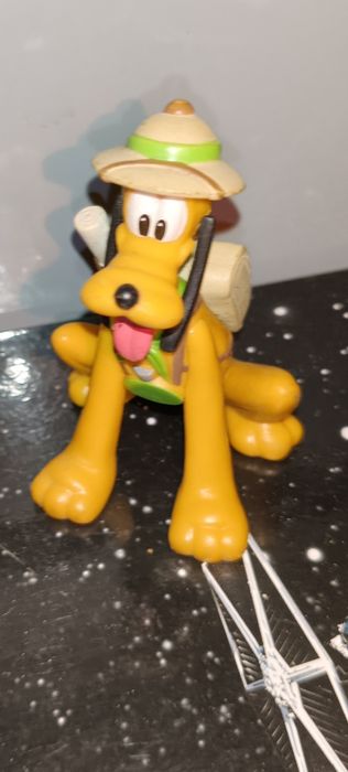 Trzy figurki Disney z serii safari Myszka Miki i Mini oraz Pluto