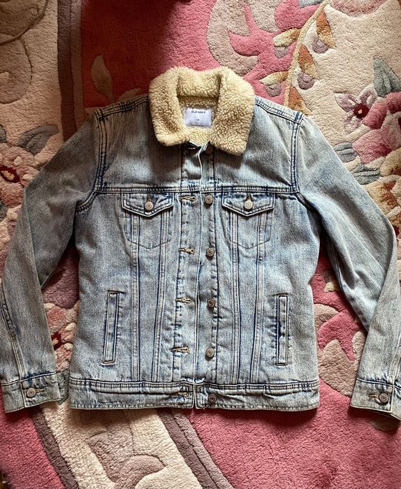 Джинсовая куртка