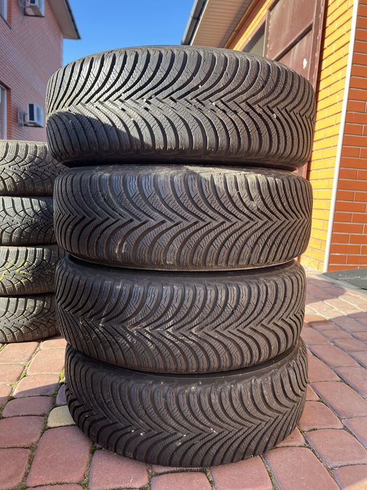 Резина. Michelin. 195/65/15