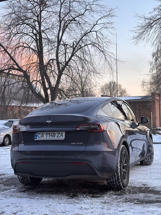Tesla MY без ДТП