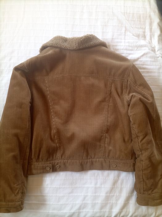 Casco em bombazina de mulher