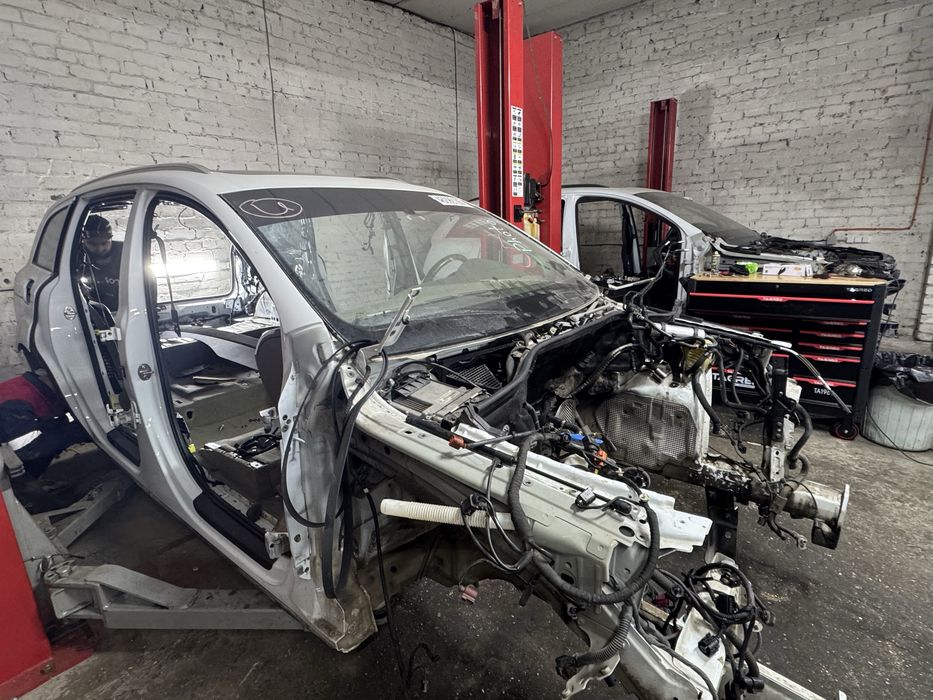Продам розмитнений кузов з документами Audi Q7 4L 3.0.tdi