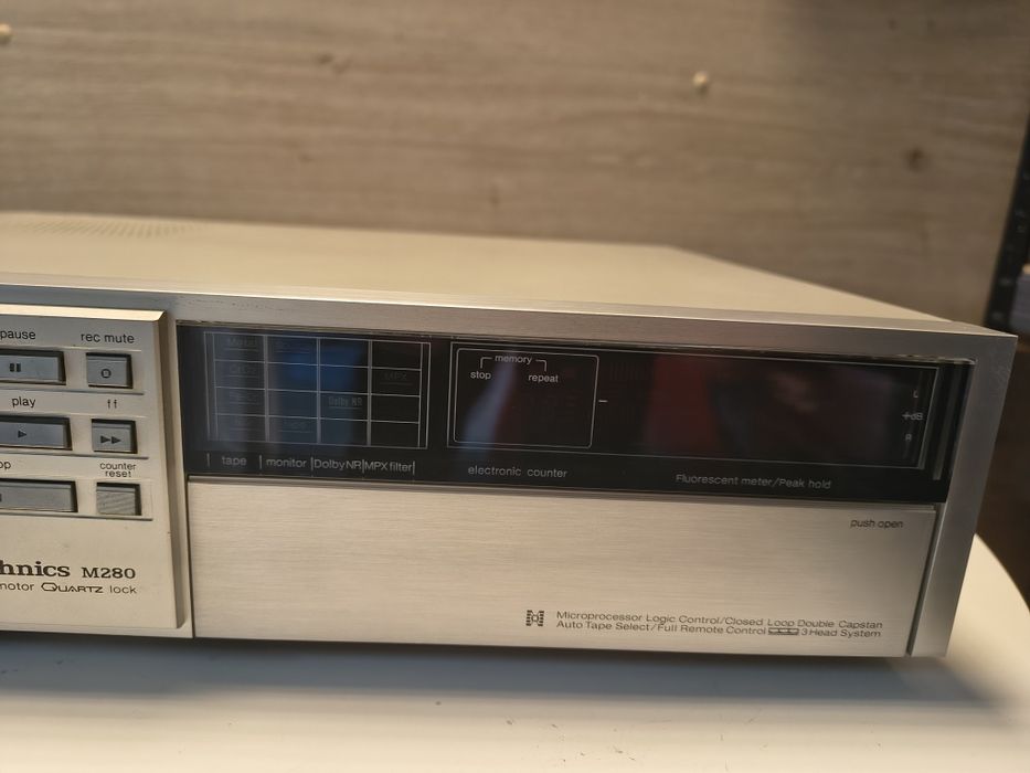 Sprzedam Technics M280
