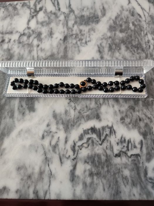 Lindo Colar de Pérolas Negras