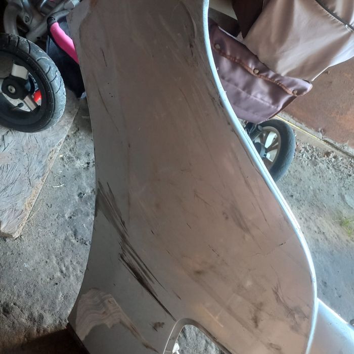 Продам передній бампер Renault Megane 3