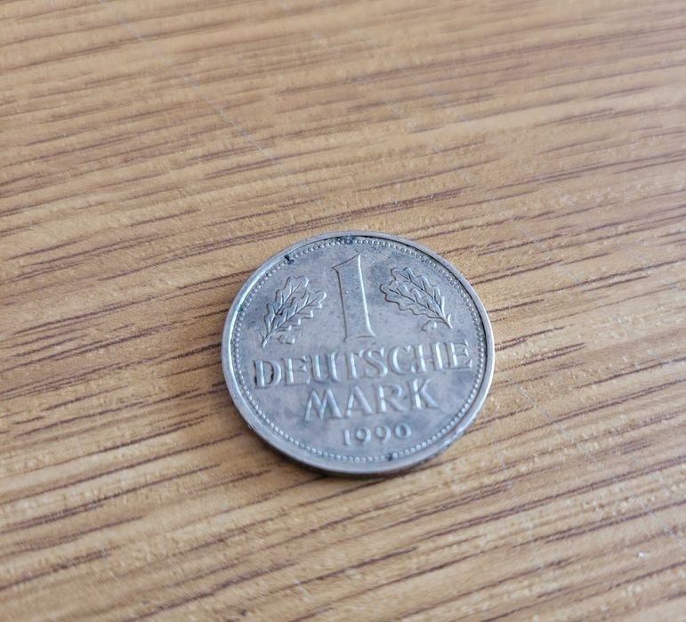 1 Deutsche Mark rok 1990 Moneta