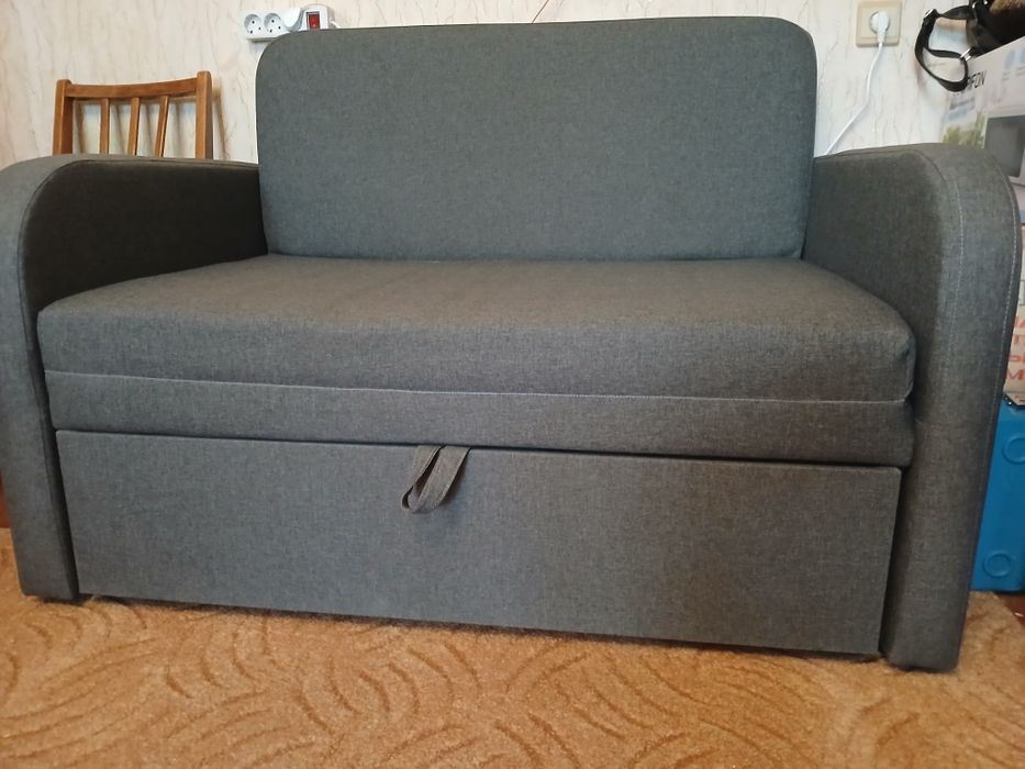 Продам диван-малютку