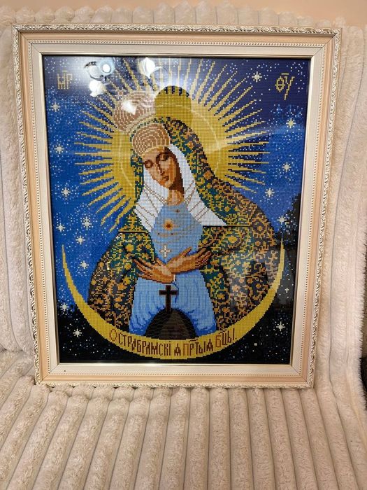 Алмазная вышивка "Остробрамская Божья Матерь"