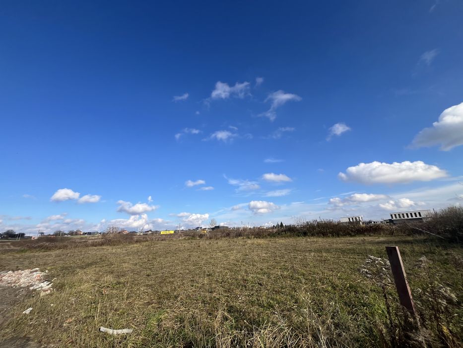 Ділянка комерційна 20сот 2 лінія Рясне-Руське