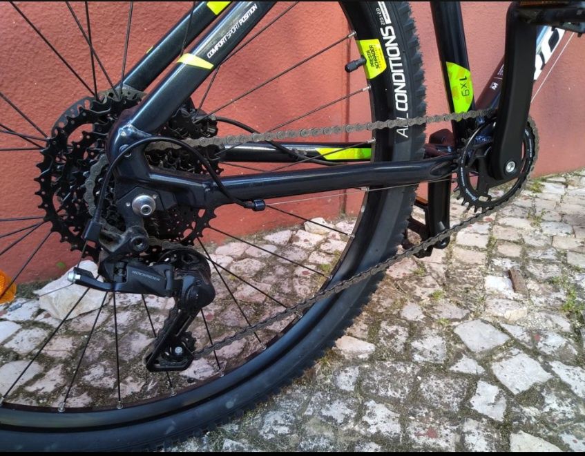 Bicicleta BTT Btwin Rockrider ST530, roda 27,5"