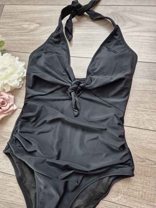 Czarny strój kąpielowy jednoczęściowy S