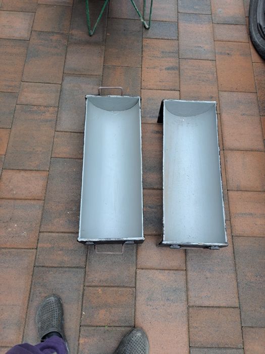 Продам металеві корита.