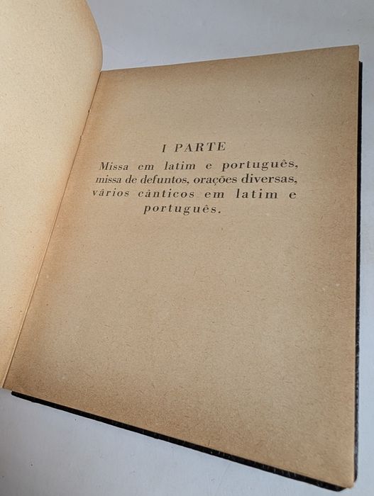 Manual de Cânticos Sagrados