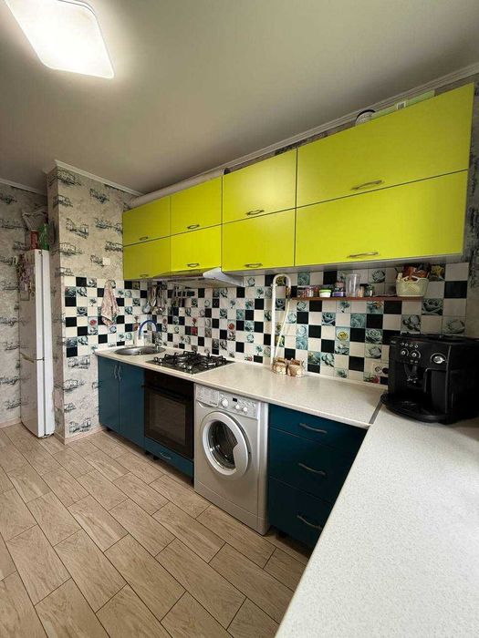 3 кімнатна квартира на вул. Мстиславська 42