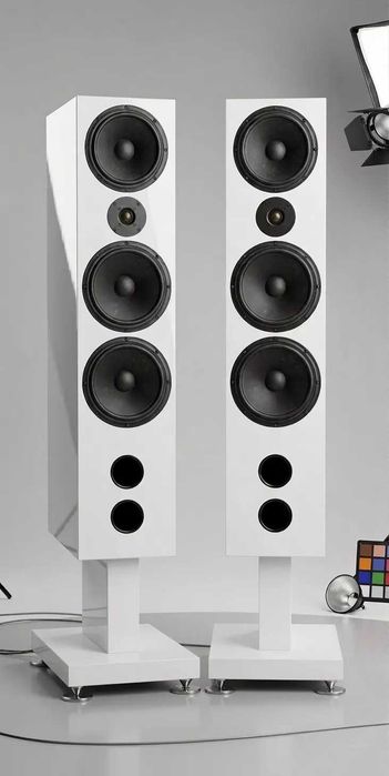 Kolumny głośnikowe, zestawy audio Vega 4 PLUS. Wilk-Audio-Projekt