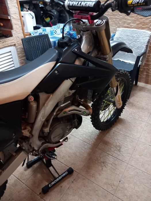 Vendo Honda CRF 450 black edition