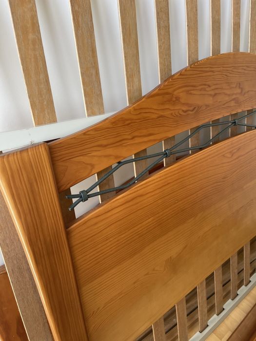 Cama + colchão 140x190