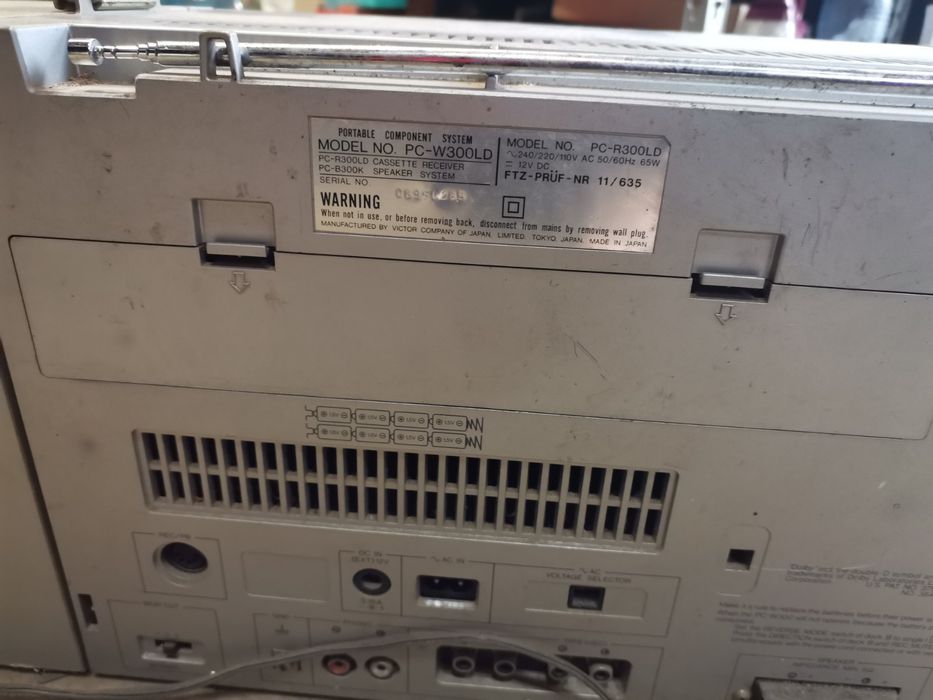 Продам магнитолу JVC PC300 магнитофогн