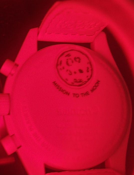 Bioceramic MoonSwatch Mission to the Moonphase – Full Moon.