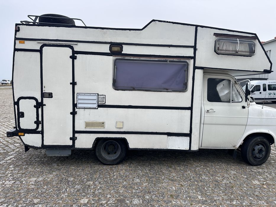 Autocaravana Ford