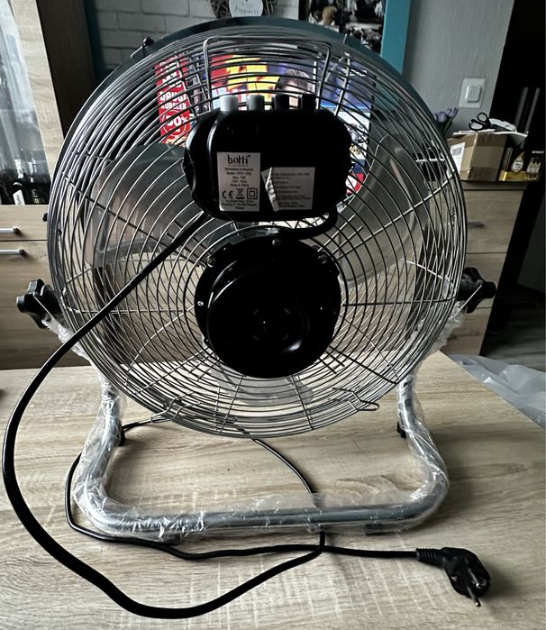 Wentylator podłogowy Fresco Inox USFF-108C 50 cm 75 W