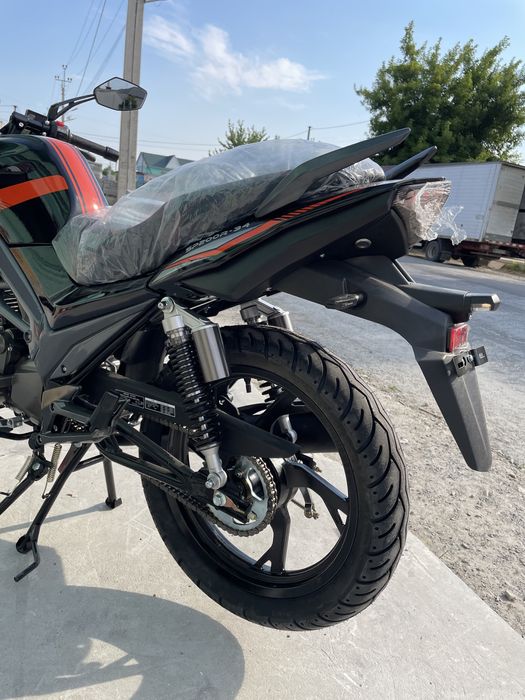 Доставка безкоштовна Мотоцикл Spark SP200R-34