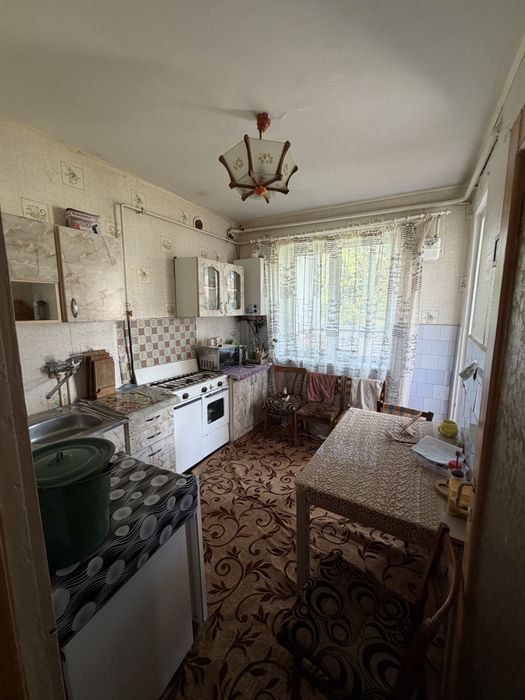 Продається  3-х кімнатна квартира, загальною площею 72,5 м2