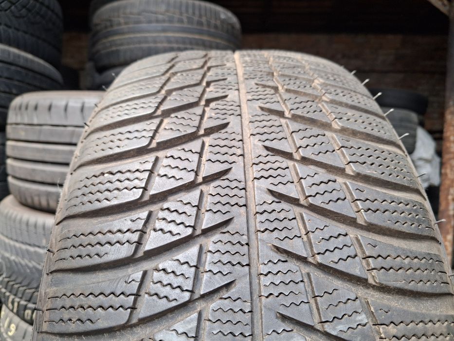 распаровка  шины б/у 215/55 R16 Bridgestone Blizzak LM001