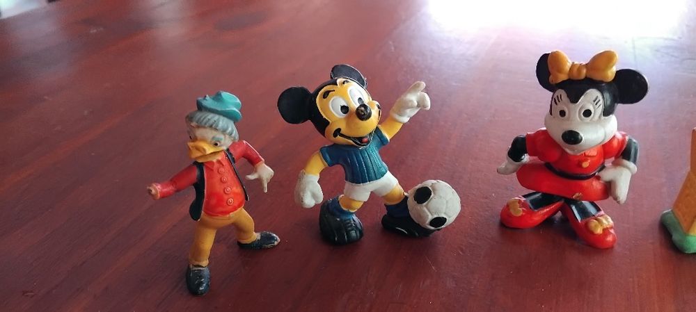 Bonecos Rato Mickey e Disney