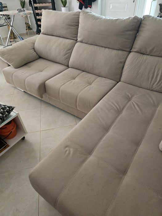 Sofa de 3 lugares , chaise loungue  lado esquerdo com IMPERMEABILIZAÇÃO