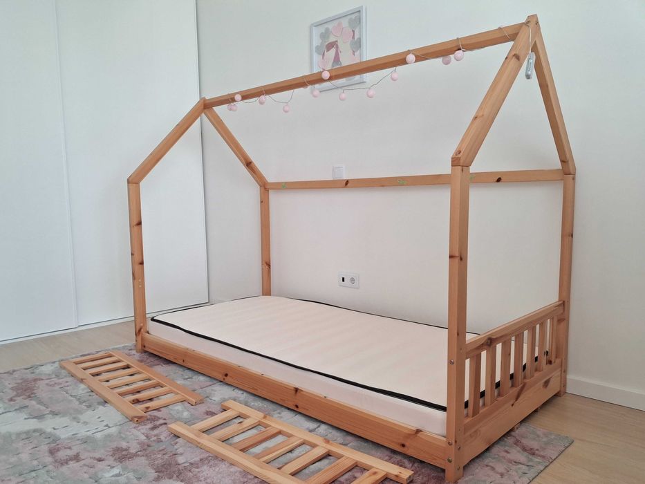Cama Tenda Madeira Montessori