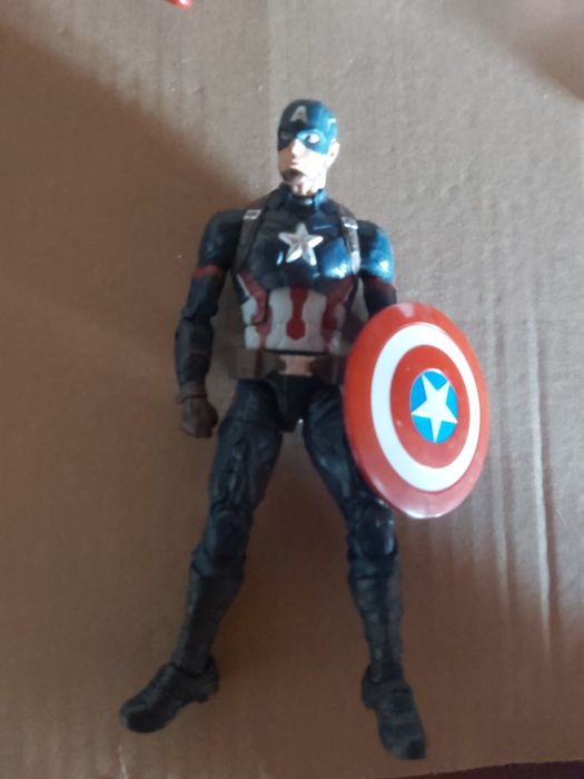 figura captain america marvel legends