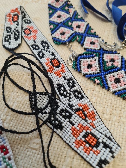 Чокер з орнаментом