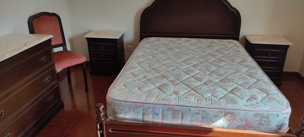 Mobília de quarto completa