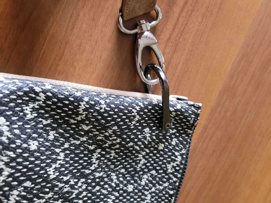 Torebka damska listonoszka