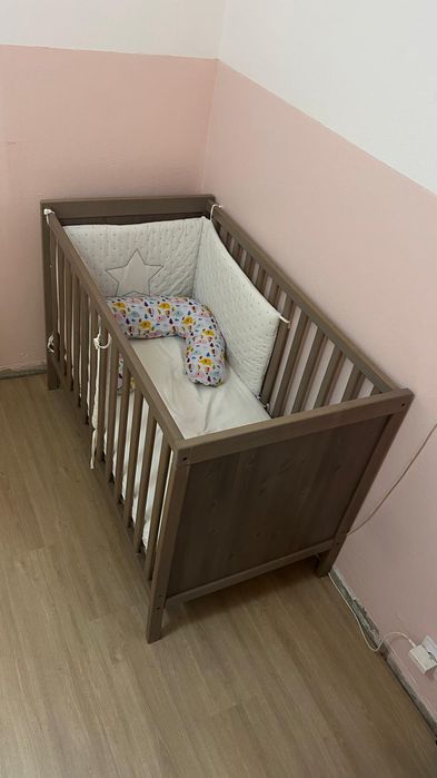 Berço Cama bebé IKEA colchão